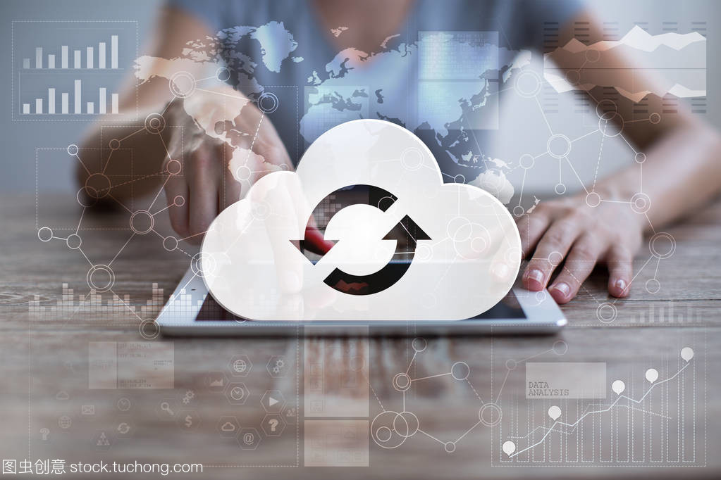 云技術驅動下的數據存儲與互聯網服務新范式